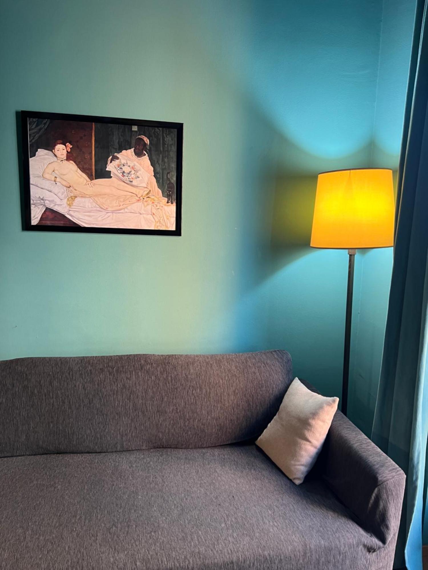 Room With Private Balcony On The Dora River Turin Ngoại thất bức ảnh